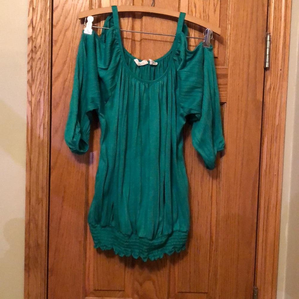 Green Cold Shoulder Top Small S